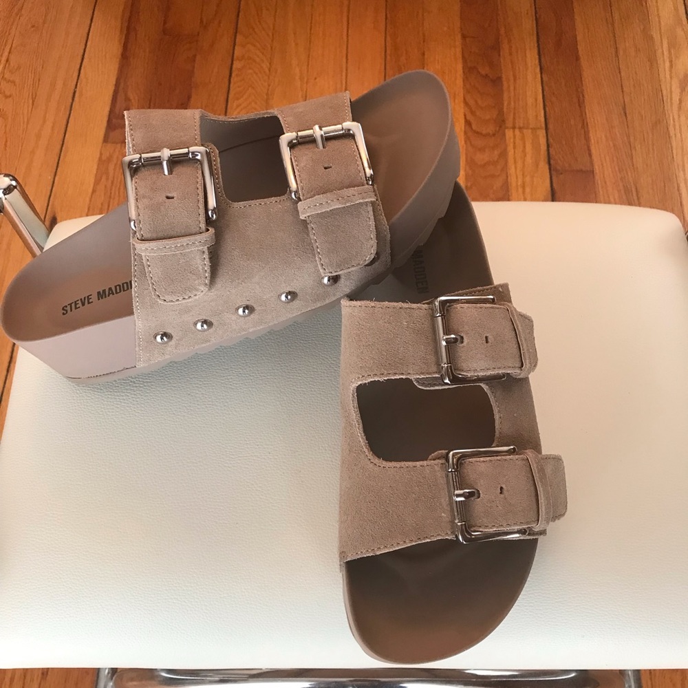 Steve Madden Tan Slide Sandals - Picture 14 of 15